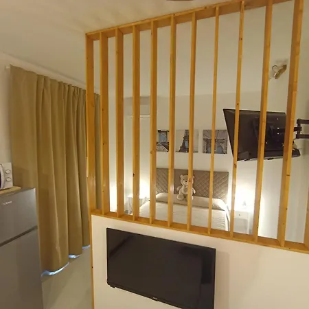 Casa Gabriele فندق مبيت وإفطار روسانو
