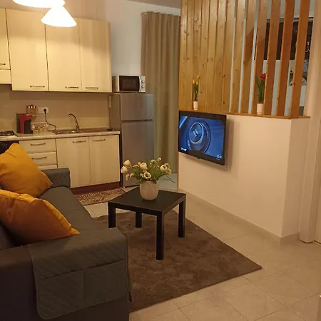Casa Gabriele 3* روسانو